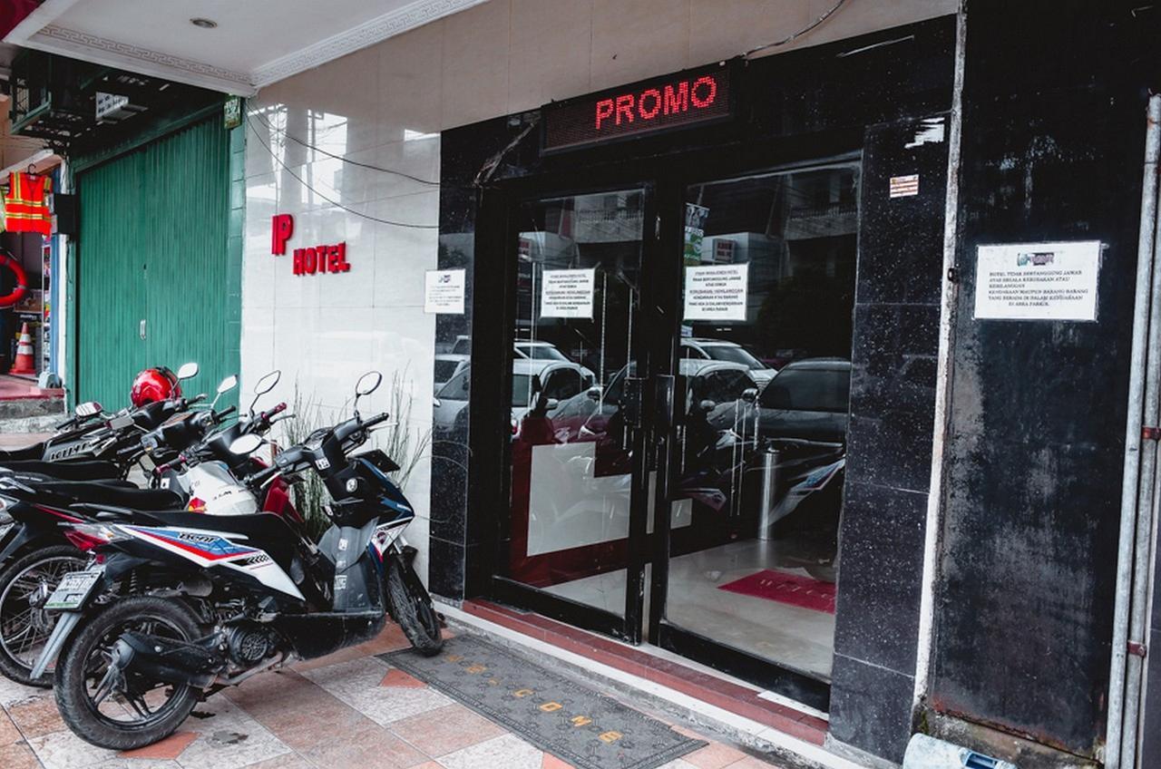 Reddoorz Plus Near Palembang Indah Mall Esterno foto