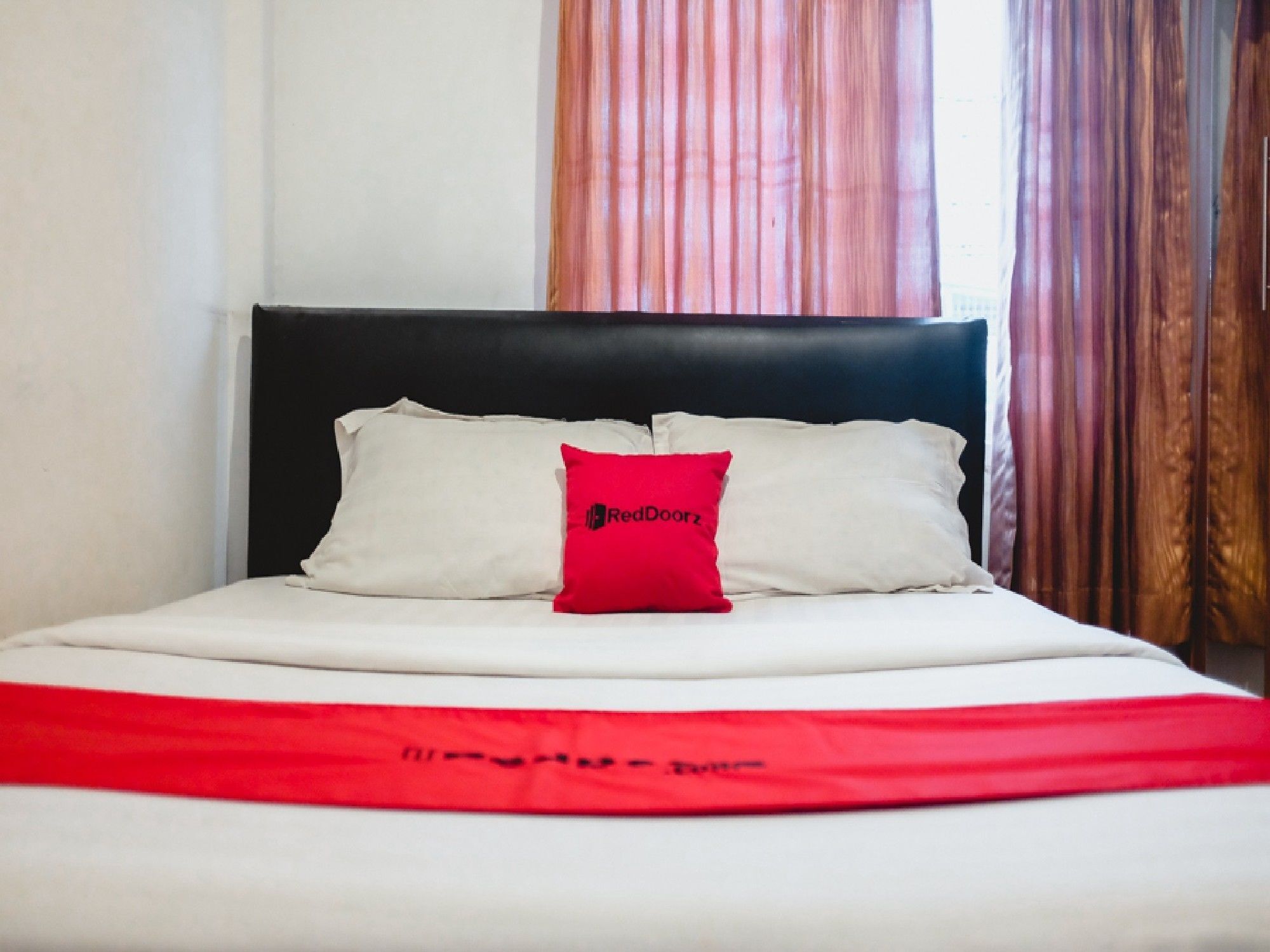 Reddoorz Plus Near Palembang Indah Mall Esterno foto